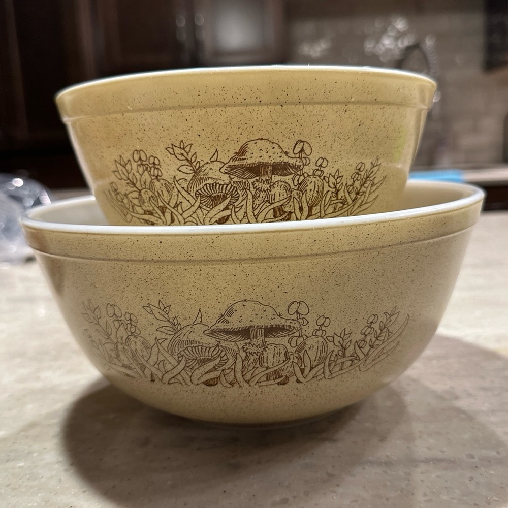 Vintage PYREX Mixing Bowls Forest Fancies